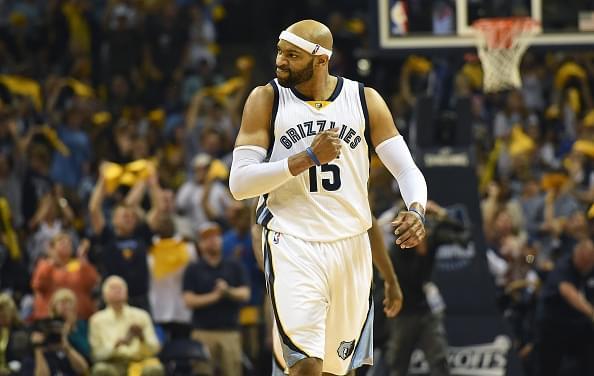 触球前抢位 触球前抢位