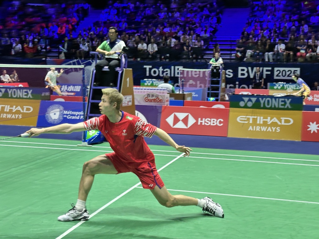 她不仅能在 她不仅能在