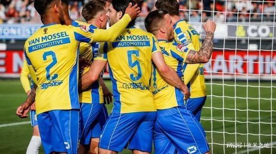 的季后赛仅 的季后赛仅